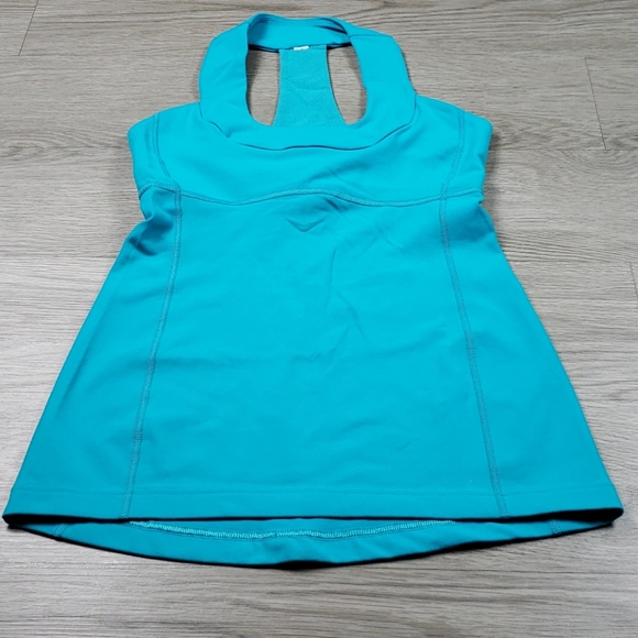 lululemon athletica Tops - Lululemon Womens Turquoise Active Top size 6 lululemon athletica Tops - Lululemon Womens Turquoise Active Top size 6